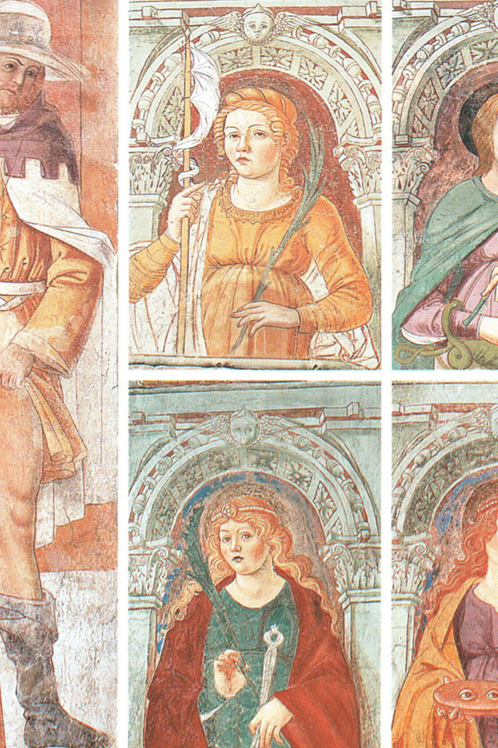 A sinistra, sottarco gotico: nella parte sinistra in basso del sottarco è raffigurato S. Rocco (1295-1327): vendette tutto il suo patrimonio per aiutare i poveri e morì in carcere perchè creduto una spia; la sua festa si celebra il 16 agosto.
A destra, in senso orario da sinistra in alto:
sottarco gotico: S. Orsola, S. Margherita di Antiochia, S. Apollonia e S. Lucia.
